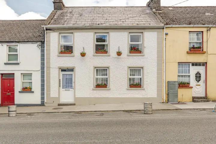 Hotel Doorstep To The Burren Gort Exterior foto